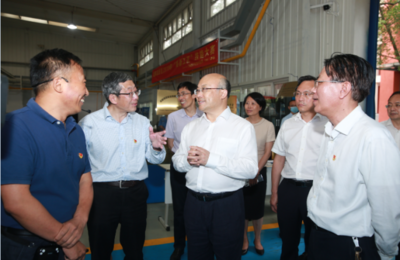 四川省委常委、組織部部長(zhǎng)王正譜一行蒞臨成都科技學(xué)校調(diào)研指導(dǎo)黨建工作