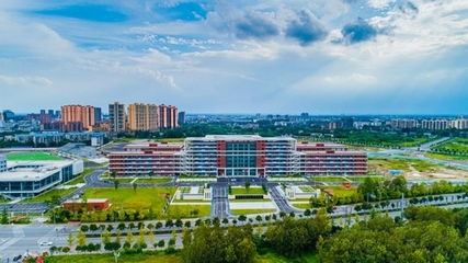 電子科技大學(xué)成都學(xué)院什邡校區(qū)正式啟用，助力區(qū)域科技創(chuàng)新發(fā)展